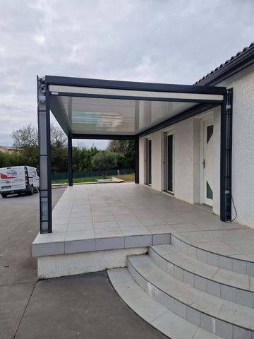 Réalisation d'une pergola bioclimatique à Castelnaudary