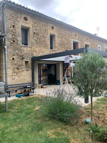 Pose d'une magnifique pergola aux alentours de Villefranche de lauragais